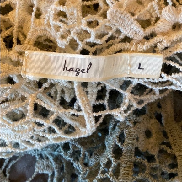 Lace poncho - Picture 7 of 7